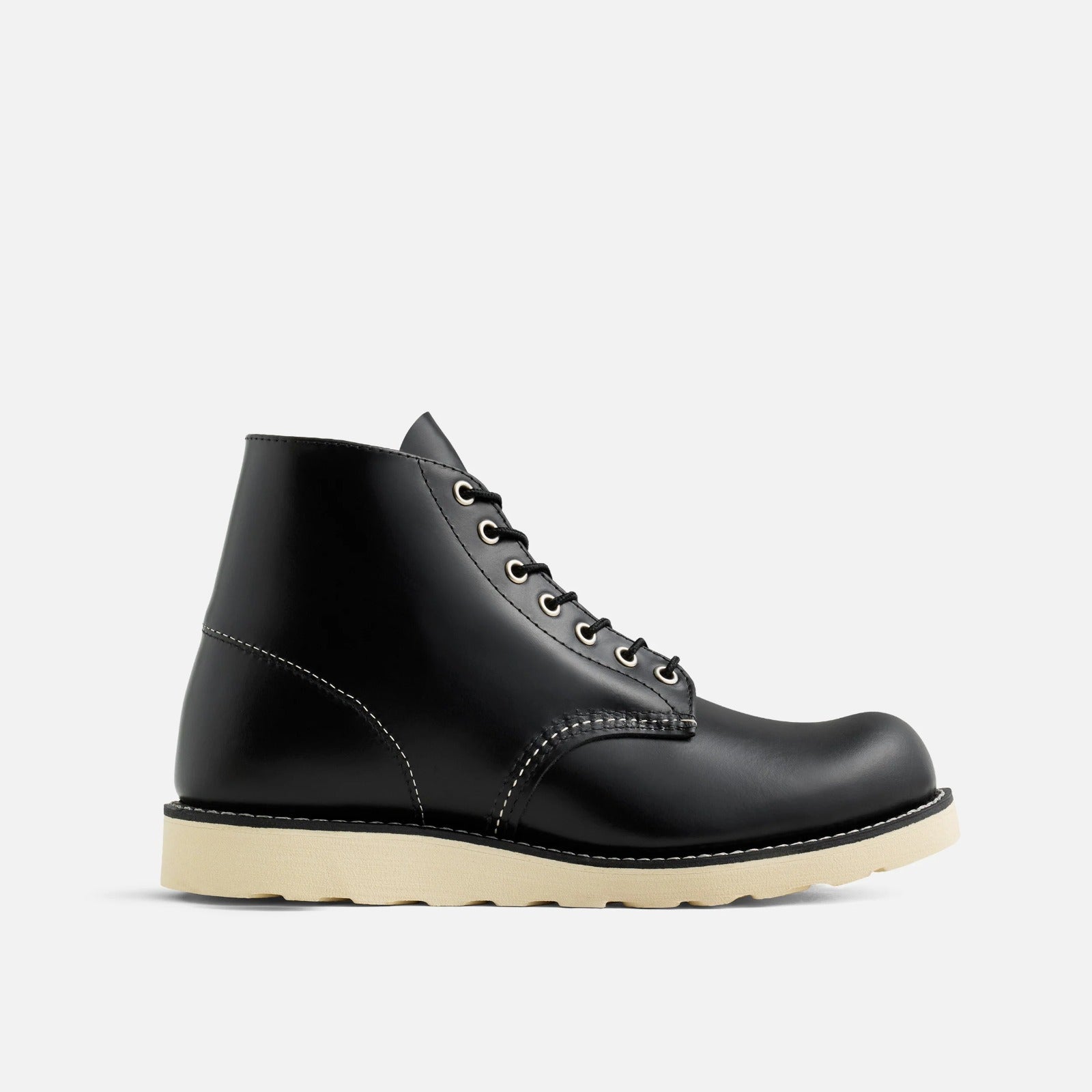 Red Wing Shoes 8165 Classic Round Toe Black Chrome