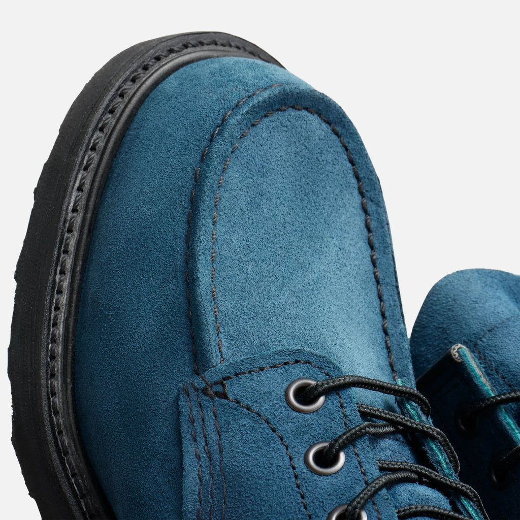 Red Wing Shoes 8809 Classic Moc Men's 6-inch boot in tidal muleskinner leather