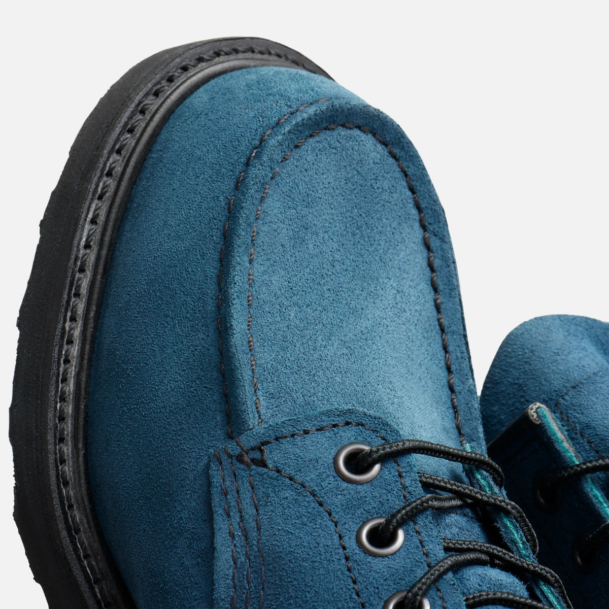Red Wing Shoes 8809 Classic Moc Men's 6-inch boot in tidal muleskinner leather